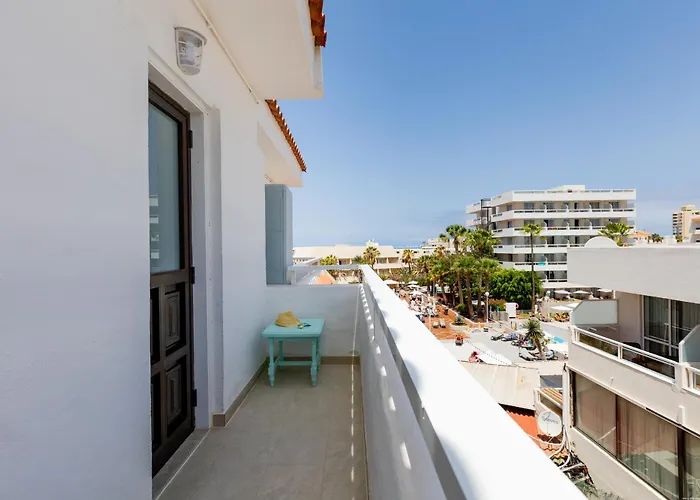 Las Floritas 23 Terrace And Swimming Pool
