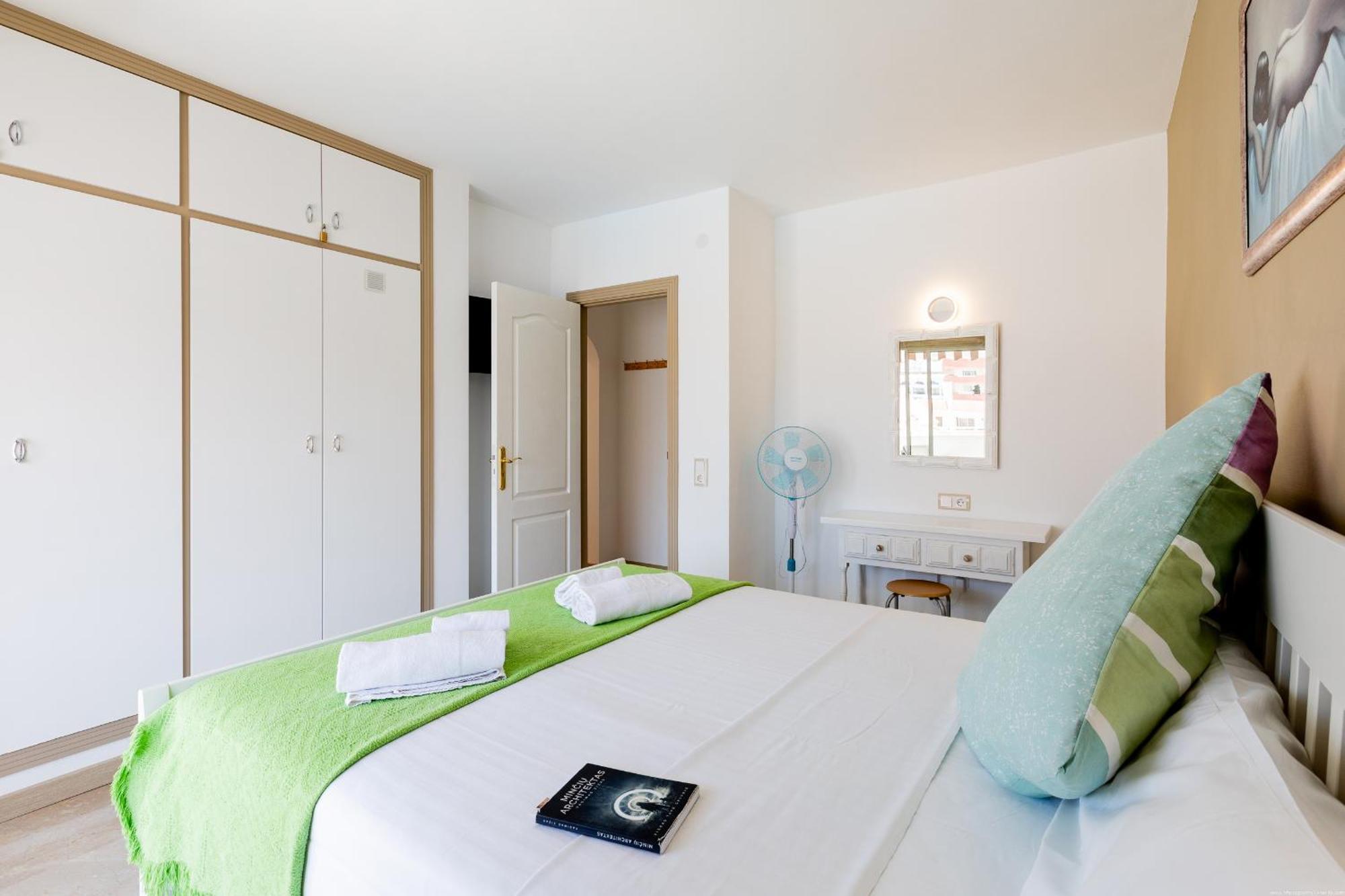 Floritas 23 Terrace And Swimming Pool * Playa de las Americas (Tenerife)